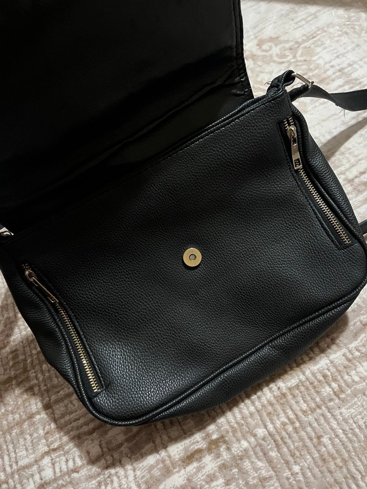 Siyah Deri Kadın Omuz Çantası - Görsel 3