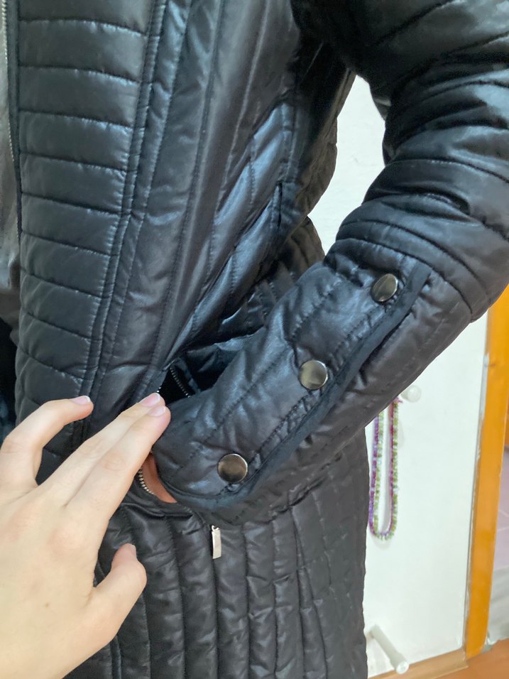 Kadın Siyah Uzun Kapitone Ceket - Görsel 3