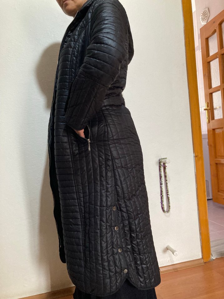 Kadın Siyah Uzun Kapitone Ceket - Görsel 2