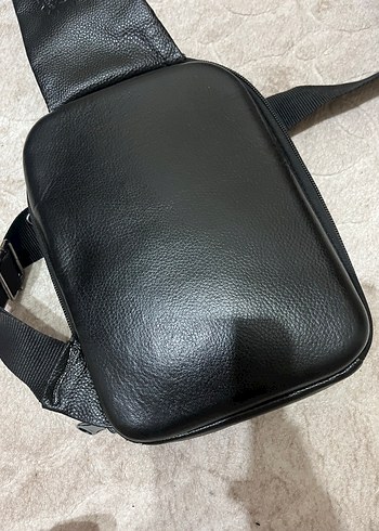 Siyah Deri Kadın Çapraz Çanta - Görsel 3