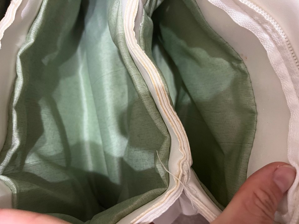 Zincir Detaylı Beyaz Deri Kadın Çanta - Görsel 4