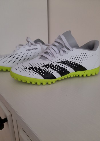 ADIDAS KRAMPON.