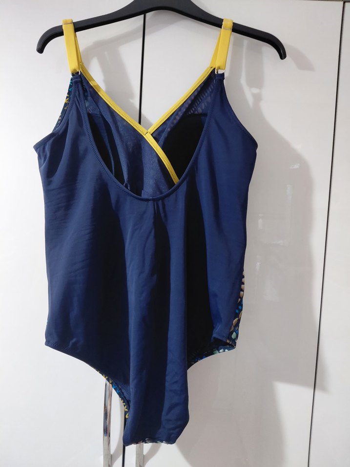 Desenli Drapeli Kadın Mayo - Görsel 2