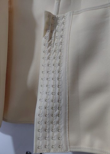 Kısa Bej  korse - Görsel 2