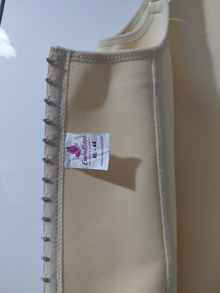 Kısa Bej  korse - Görsel 3