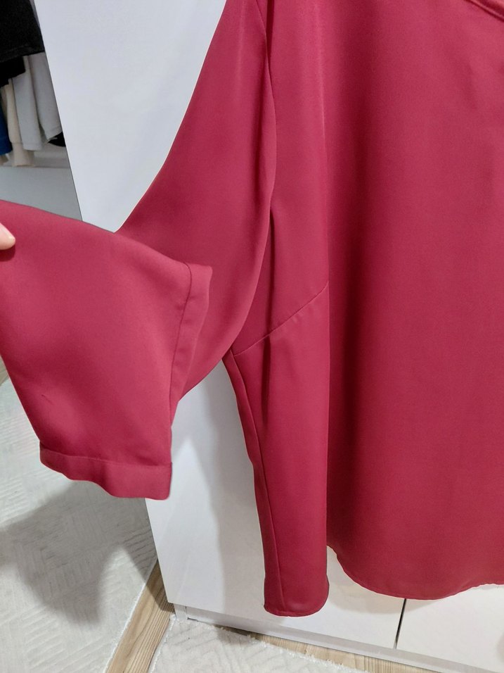 Bordo V Yaka Uzun Kollu Kadın Bluz - Görsel 3