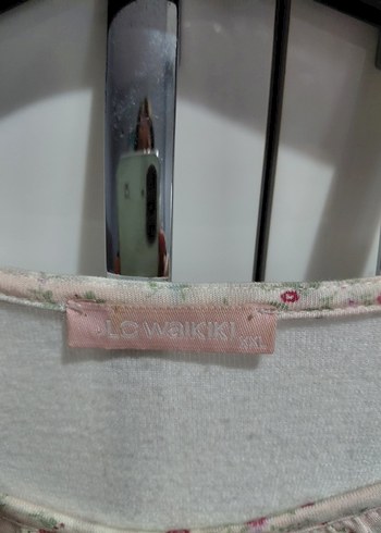 Dantel Detaylı Beyaz Bohem V Yaka Kadın Bluz - Görsel 2