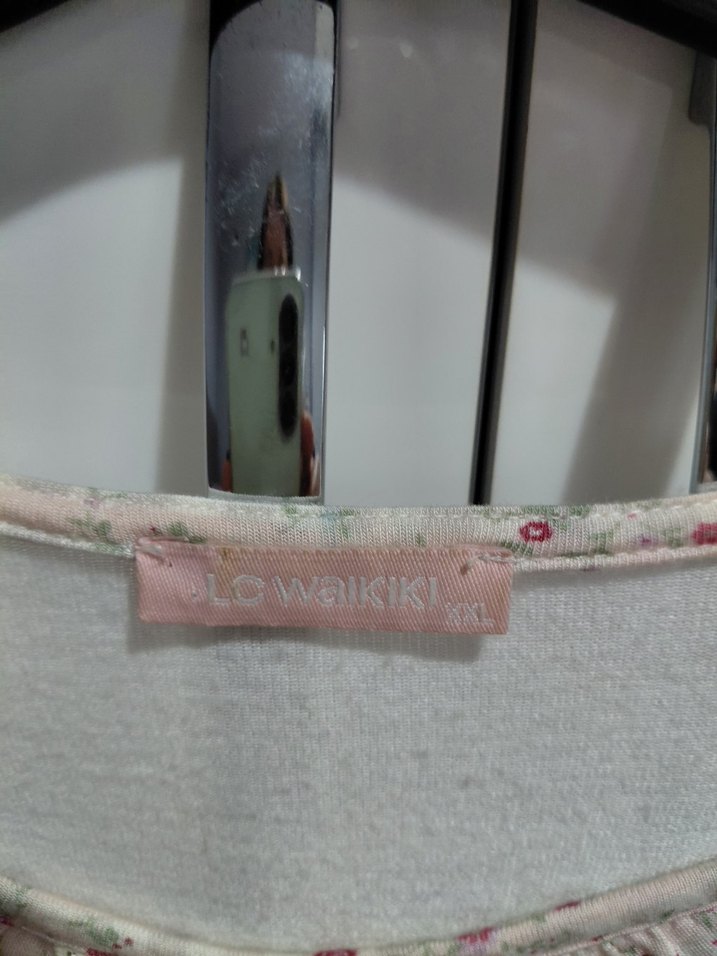 Dantel Detaylı Beyaz Bohem V Yaka Kadın Bluz - Görsel 2