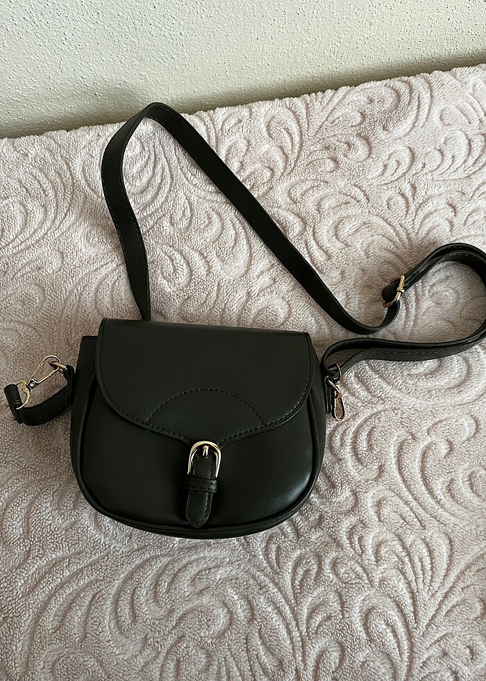 Çapraz Kol Çantası - Görsel 2