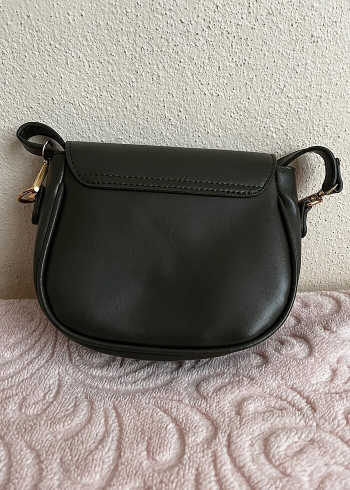 Çapraz Kol Çantası - Görsel 3