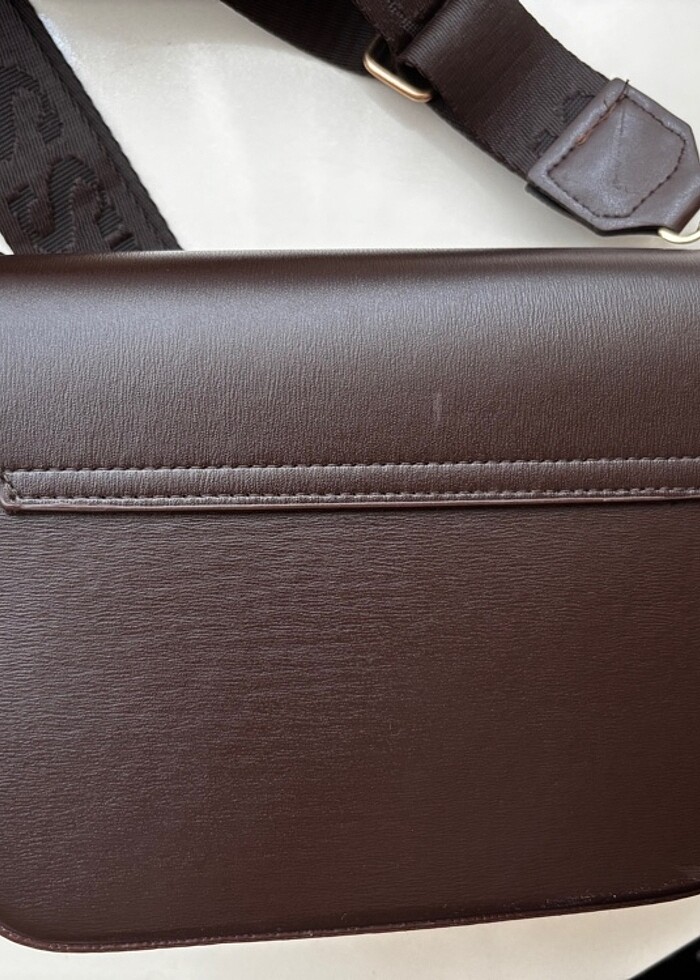 Kahverengi Omuz Çantası - Görsel 2