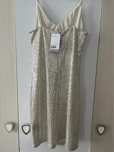 Pullu H&M elbise - Görsel 5