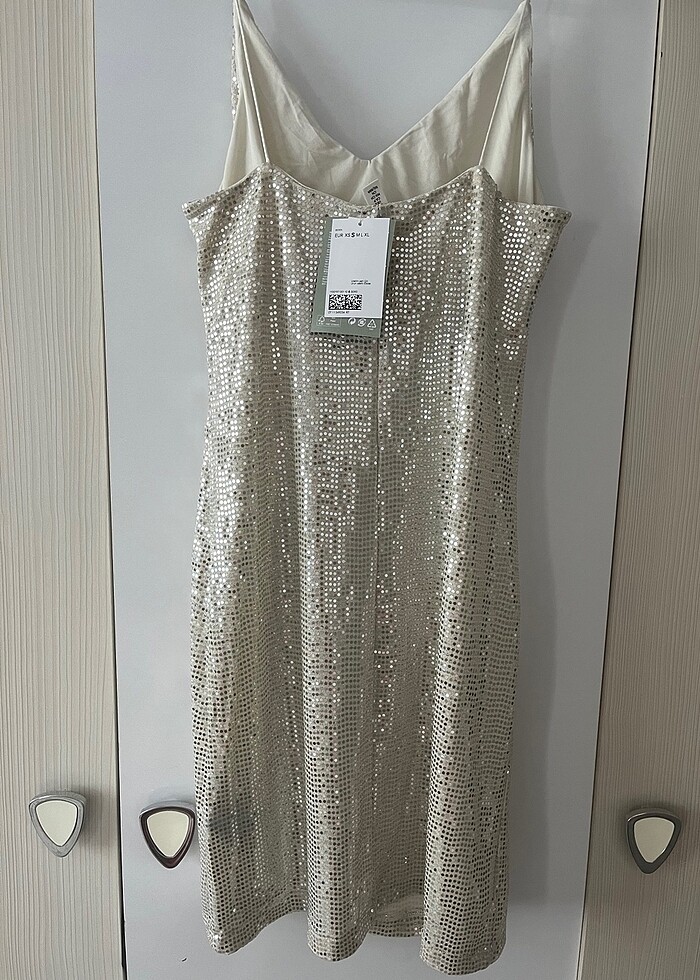 Pullu H&M elbise - Görsel 5