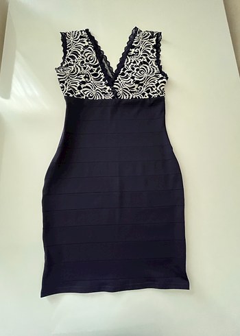 İşlemeli Lacivert Lipsy Midi Elbise - Görsel 2