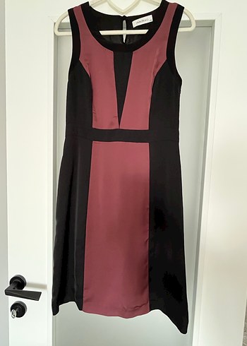 Park Bravo Saten Mürdüm Siyah Elbise - Görsel 4