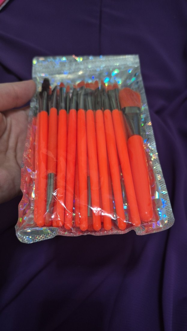 Turuncu Renkli Makyaj Fırçası Seti 20li - Görsel 3