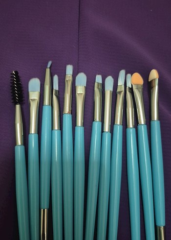 Turkuaz Pastel Makyaj Fırça Seti 12li - Görsel 3