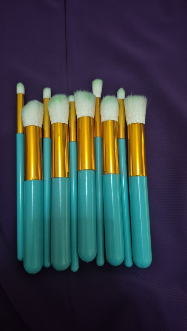 Turkuaz ve Altın Makyaj Fırça Seti - Görsel 3