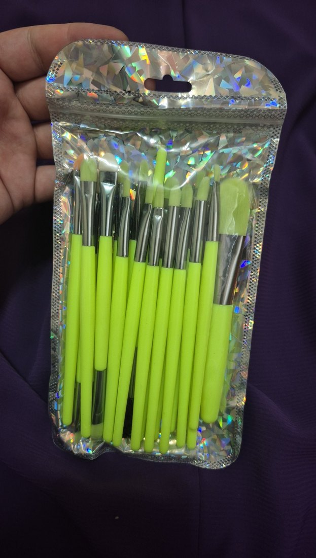 Renkli Yeşil Makyaj Fırça Seti 20li - Görsel 2