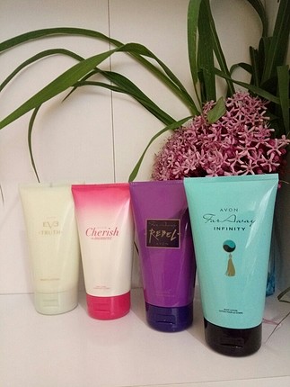 Avon parfümlü krem 