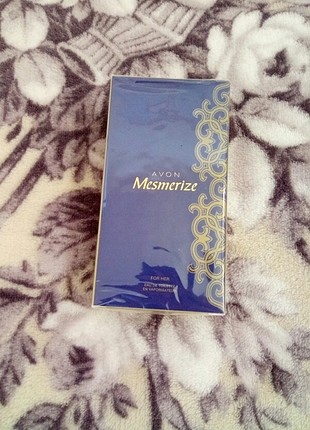 Avon mesmerize bayan parfüm 