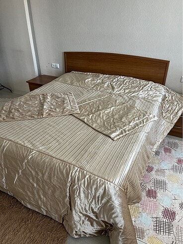 English Home kadife yatak örtüsü takımı
