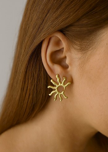 Kadın Gold Gümüş Renk Detaylı Tasarım Küpeler - Görsel 4