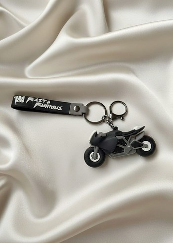 3D Figürlü Motosiklet Temalı Anahtarlık Çanta Süsü Charm - Görsel 4