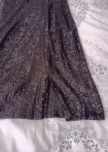 Siyah Pullu Parlak Midi Boy Abiye Elbise - Görsel 4