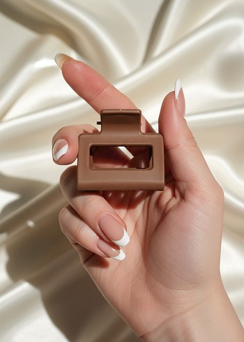 Kadın 4'lü Kıskaç Toka Ve 20'li Lastik Toka Kahve Ton 2'li Set - Görsel 4