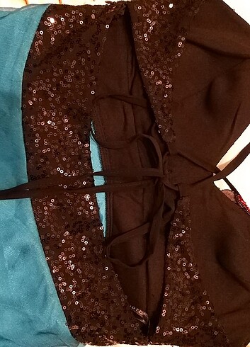 Mavi sırtı açık abiye elbise - Görsel 3