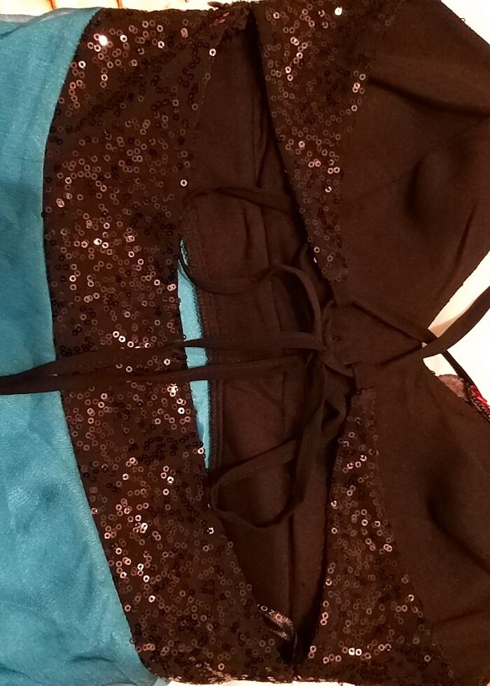 Mavi sırtı açık abiye elbise - Görsel 3