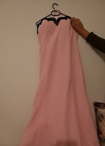 pembe straplez sırtı kurdeleli abiye elbise - Görsel 4