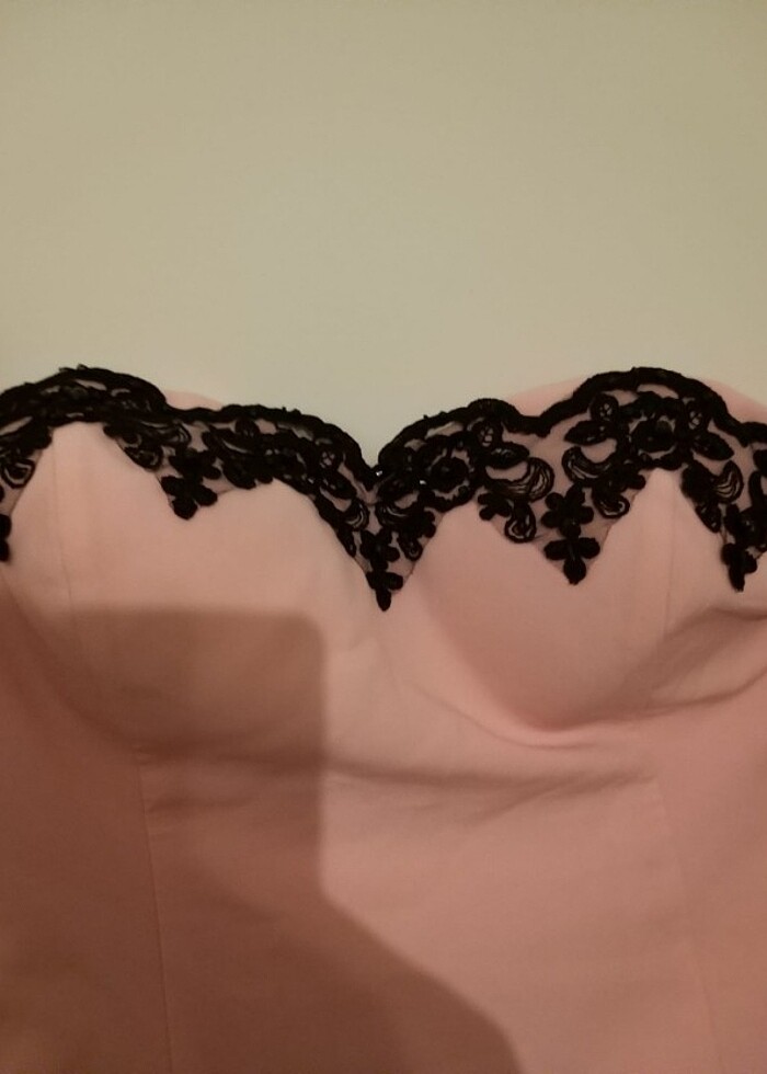 pembe straplez sırtı kurdeleli abiye elbise - Görsel 2