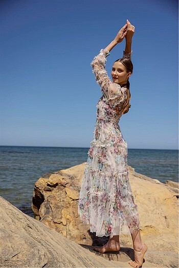 Çiçek Desenli Fırfırlı Abiye Elbise - Görsel 2