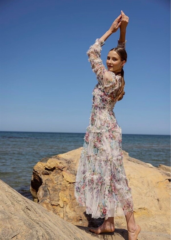 Çiçek Desenli Fırfırlı Abiye Elbise - Görsel 2