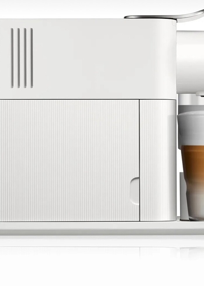 Nespresso F121 Latissima One Süt Çözümlü Kahve Makinesi - Görsel 3