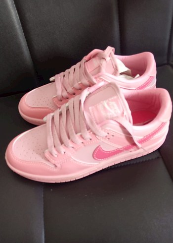 Nike Spor Ayakkabı - Görsel 2