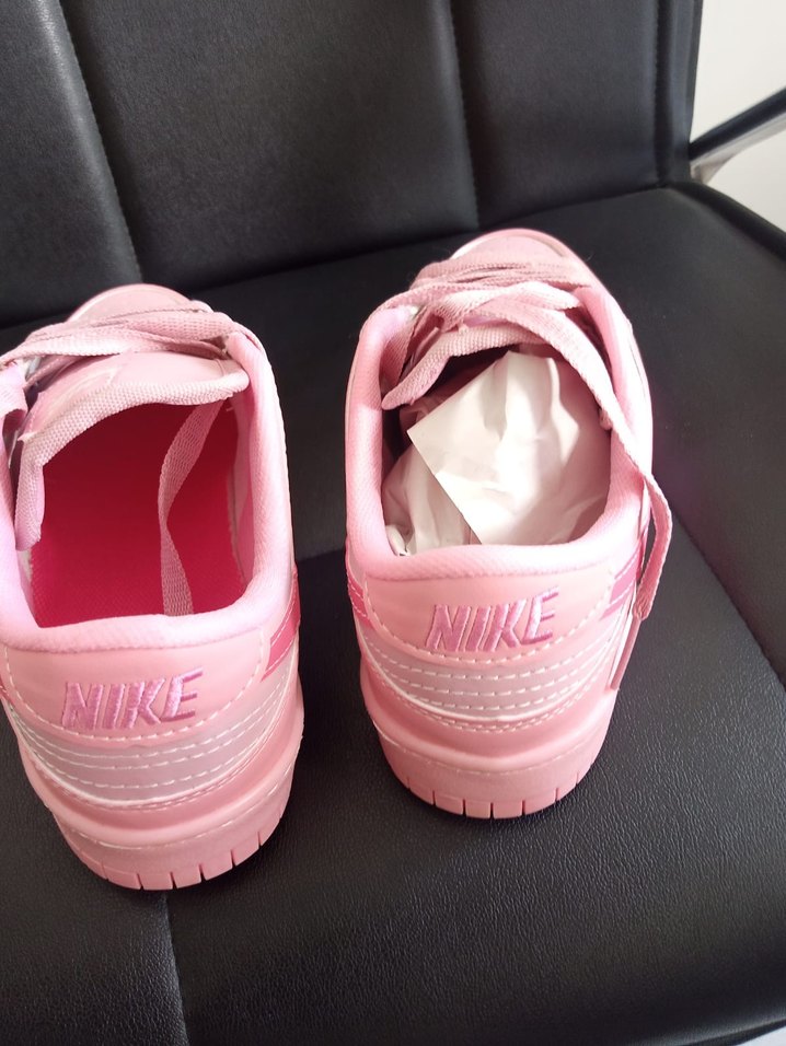 Nike Spor Ayakkabı - Görsel 4