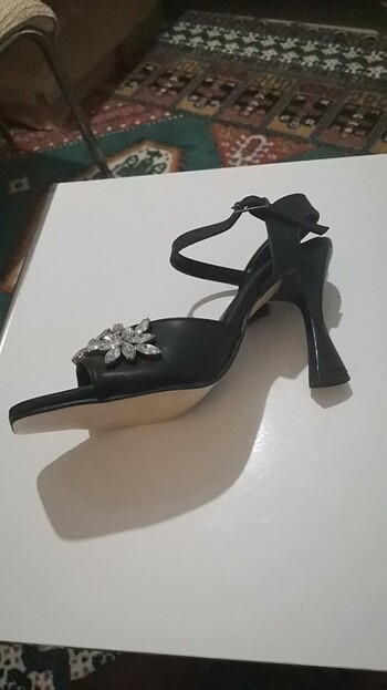 Diğer 9 CM İNCE TOPUKLU TAŞLI