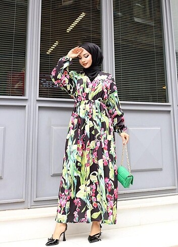 Bayan Elbise 