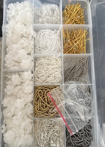 Beyaz İnci Takı boncukları halkaları hepsi organizer kutusunda - Görsel 9