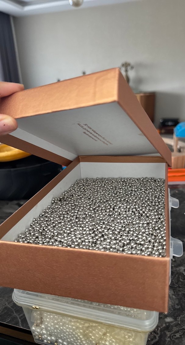 Beyaz İnci Takı boncukları halkaları hepsi organizer kutusunda - Görsel 5