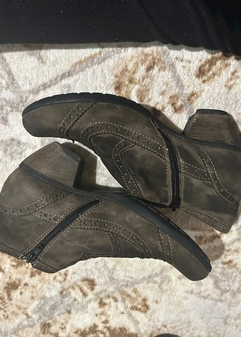 Diğer Sehir Stiline Uygun Koyu Gri Suet Bot