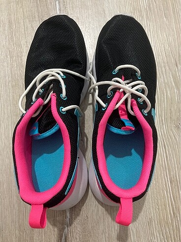 39 Beden siyah Renk Nike Roshe One Low Black Pink