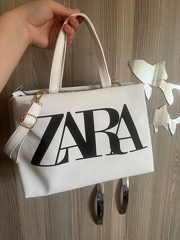 Zara beyaz çanta