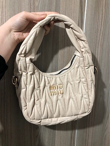 Miu miu çanta