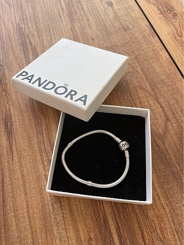 Pandora orijinal bileklik