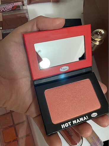 Beden Hot mama allık the balm