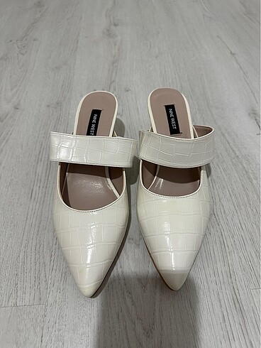 37 Beden Nine west terlik